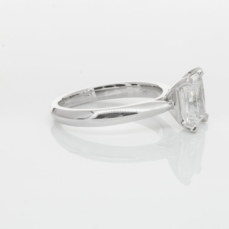 18ct White Gold Radiant Cut Diamond Venetian Ring-Ring-Walker & Hall