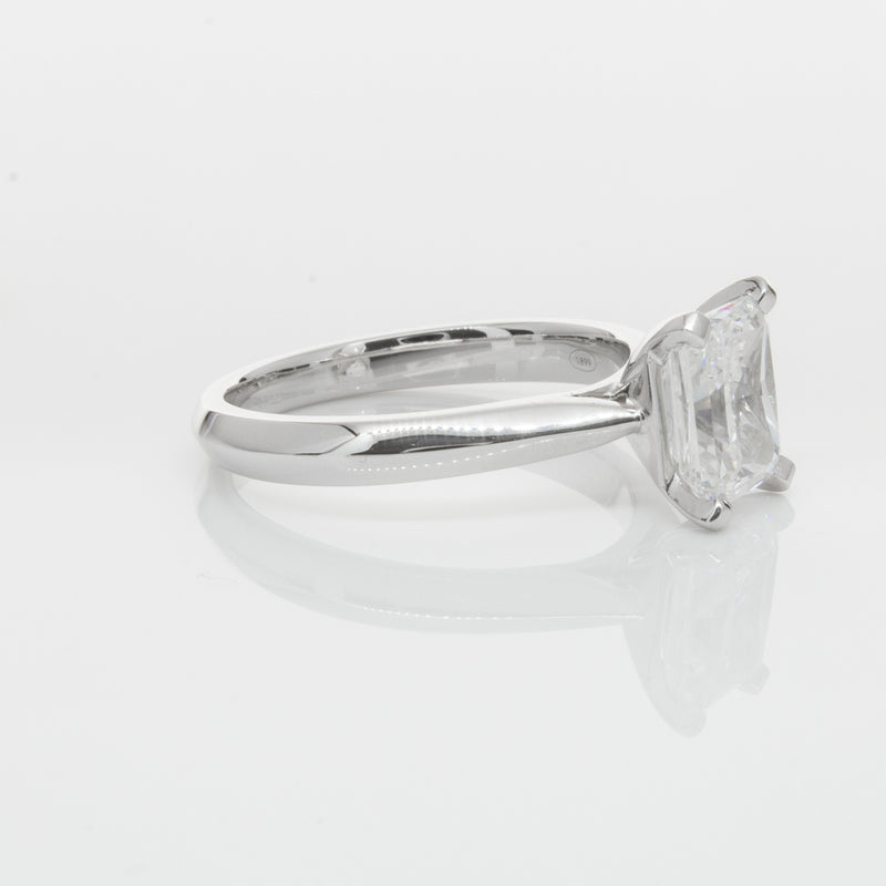 18ct White Gold Radiant Cut Diamond Venetian Ring-Ring-Walker & Hall