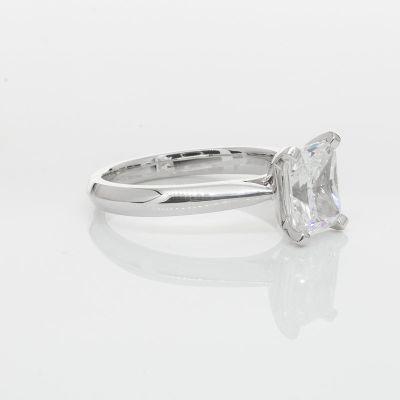 18ct White Gold Radiant Cut Diamond Venetian Ring-Ring-Walker & Hall