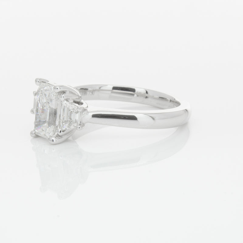 18ct White Gold Diamond Ring-Ring-Walker & Hall