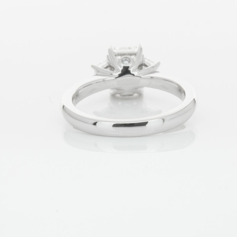 18ct White Gold Diamond Ring-Ring-Walker & Hall