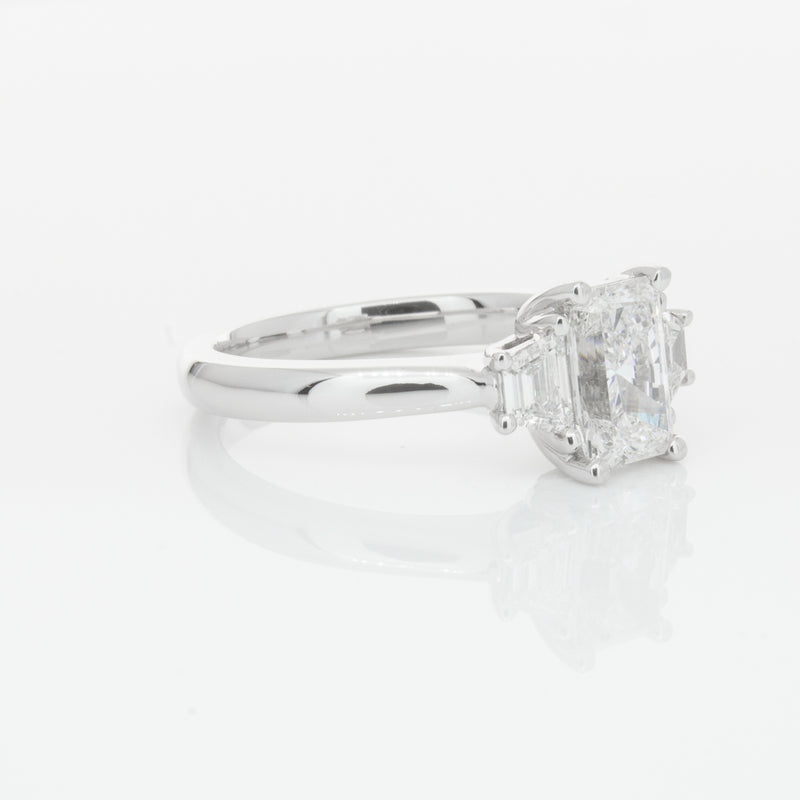 18ct White Gold Diamond Ring-Ring-Walker & Hall