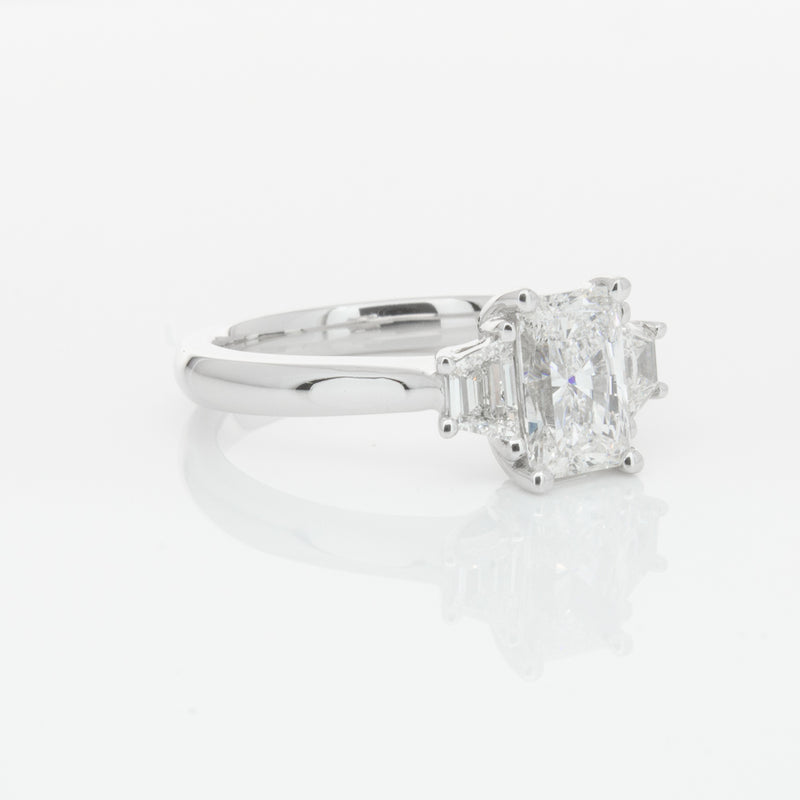 18ct White Gold Diamond Ring-Ring-Walker & Hall