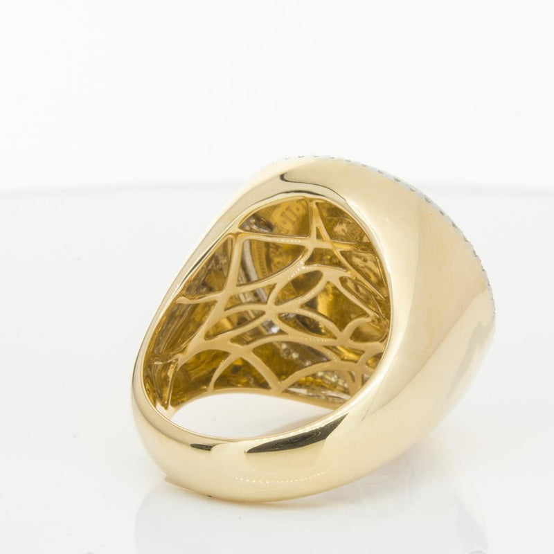 14ct Yellow Gold Diamond Halo Ring with Sovereign-Ring-Walker & Hall