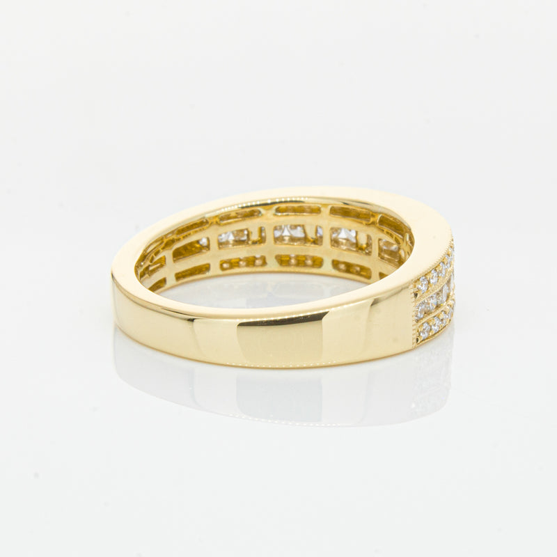 18ct Yellow Gold Diamond Ring-Ring-Walker & Hall