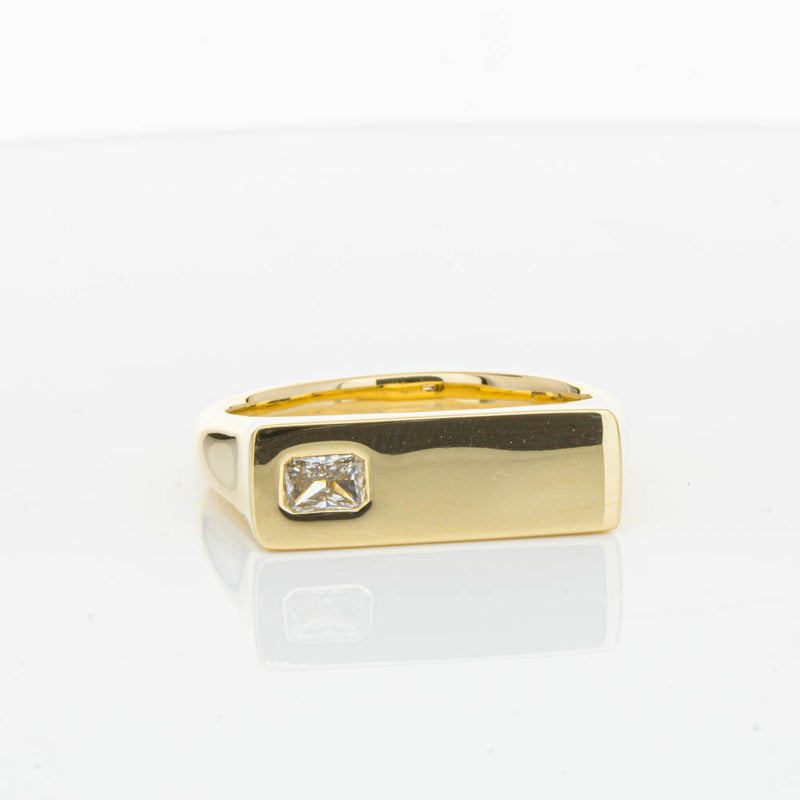 18ct Yellow Gold Diamond Signet Ring-Ring-Walker & Hall