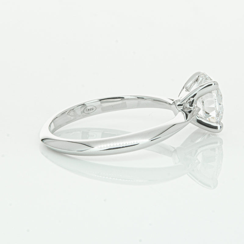 18ct White Gold 1.50ct Oval Cut Diamond Venetian Ring-Ring-Walker & Hall