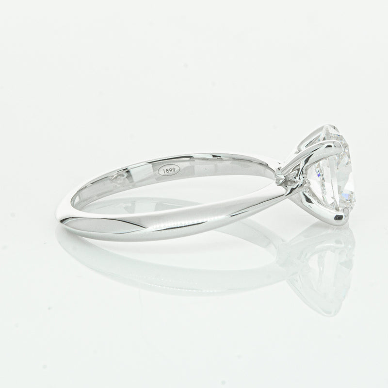 18ct White Gold 1.50ct Oval Cut Diamond Venetian Ring-Ring-Walker & Hall