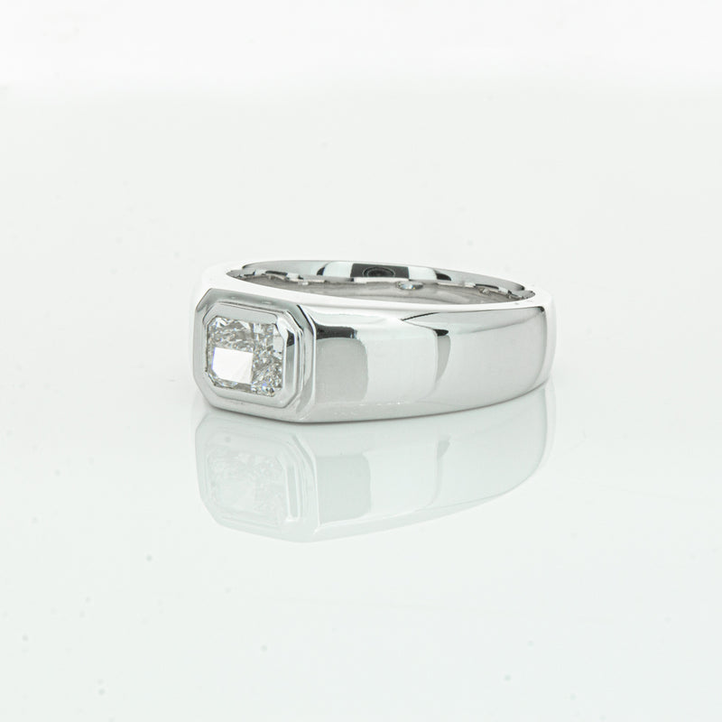 14ct White Gold Diamond Ring-Ring-Walker & Hall