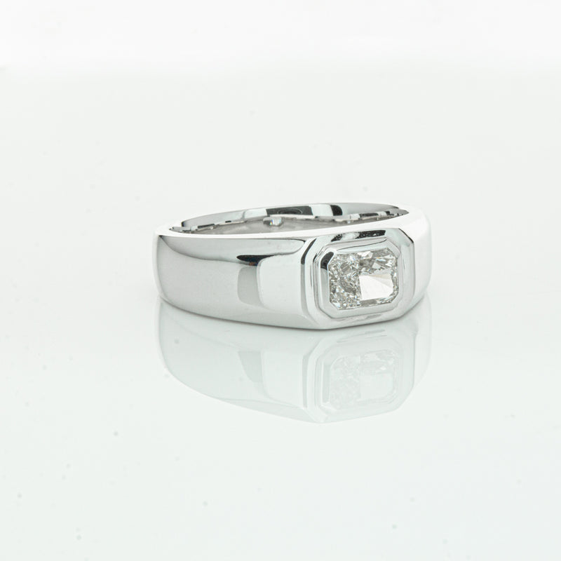 14ct White Gold Diamond Ring-Ring-Walker & Hall