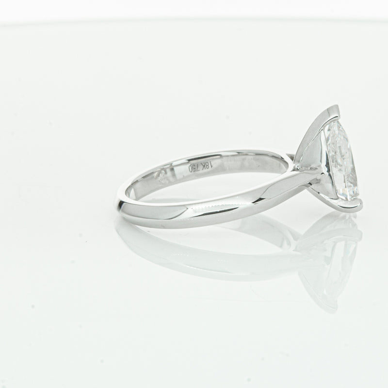 18ct White Gold 2.00ct Pear Cut Diamond Venetian Ring-Ring-Walker & Hall