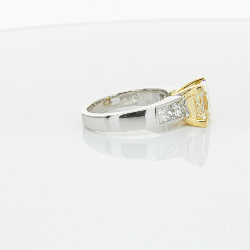 18ct White Gold Yellow Princess Cut Diamond Ring-Ring-Walker & Hall