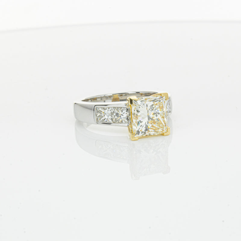 18ct White Gold Yellow Princess Cut Diamond Ring-Ring-Walker & Hall