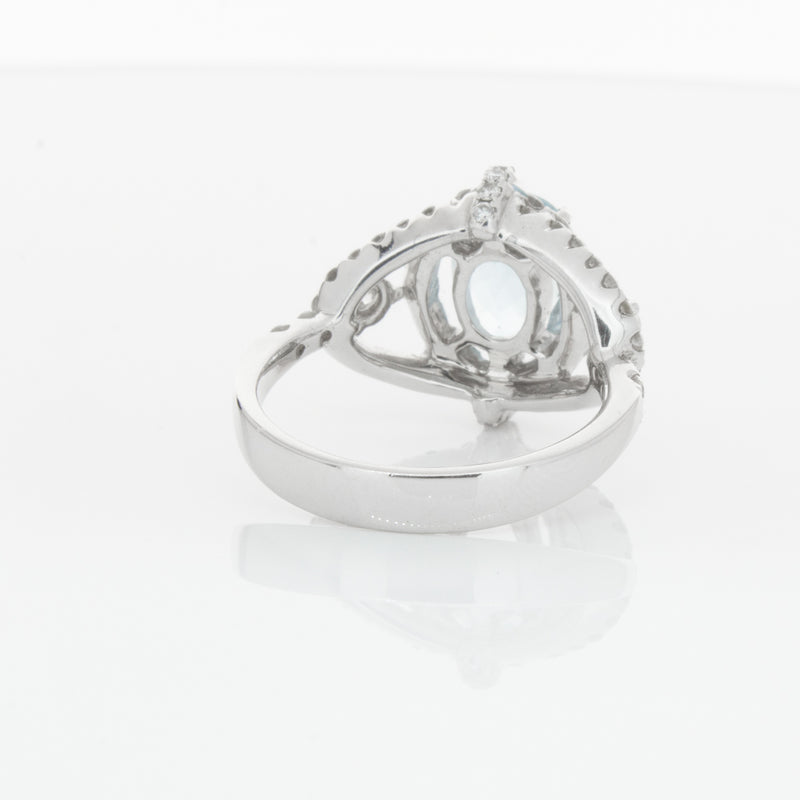 18ct White Gold Aquamarine & Diamond Ring-Ring-Walker & Hall