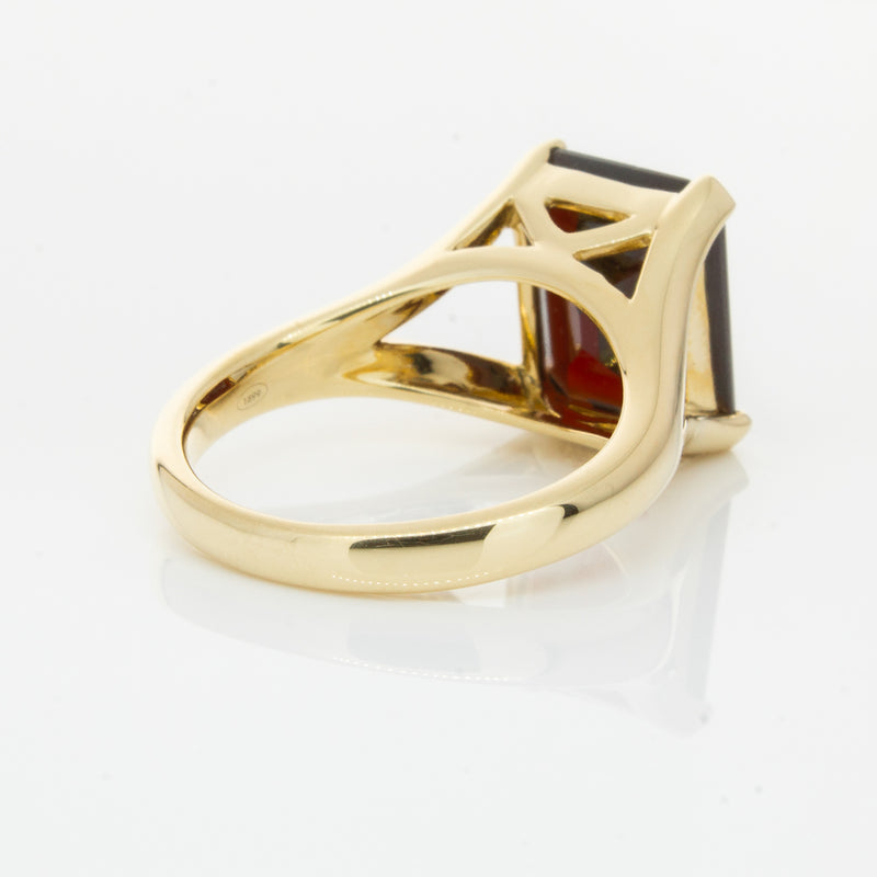 14ct Yellow Gold Garnet Verona Ring-Ring-Walker & Hall