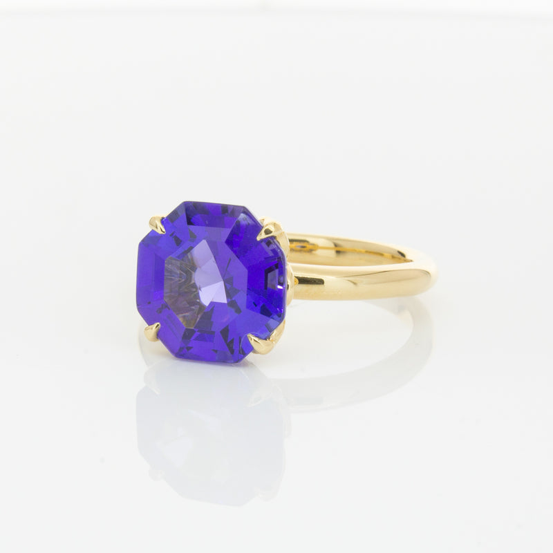 18ct Yellow Gold Tanzanite Octavia Ring-Ring-Walker & Hall
