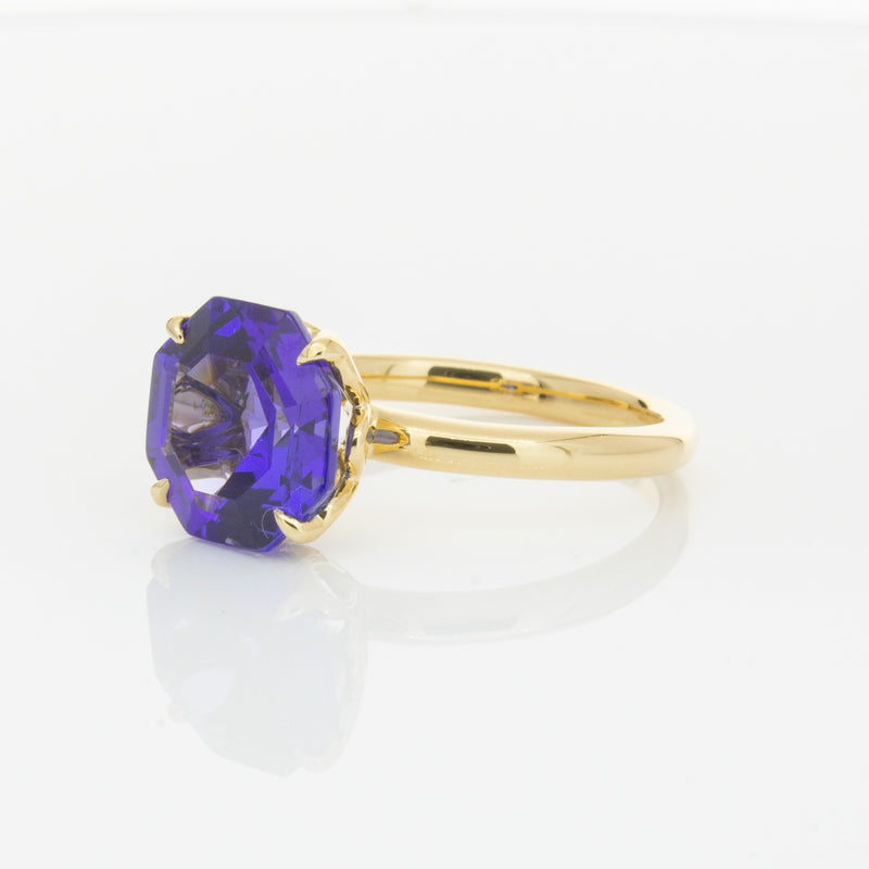 18ct Yellow Gold Tanzanite Octavia Ring-Ring-Walker & Hall