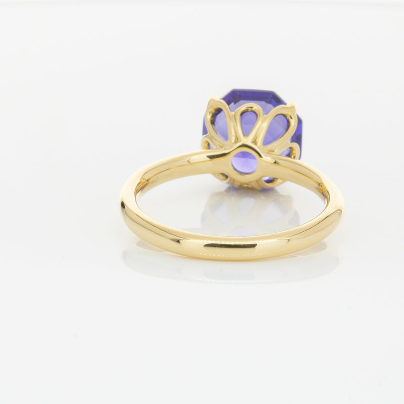 18ct Yellow Gold Tanzanite Octavia Ring-Ring-Walker & Hall