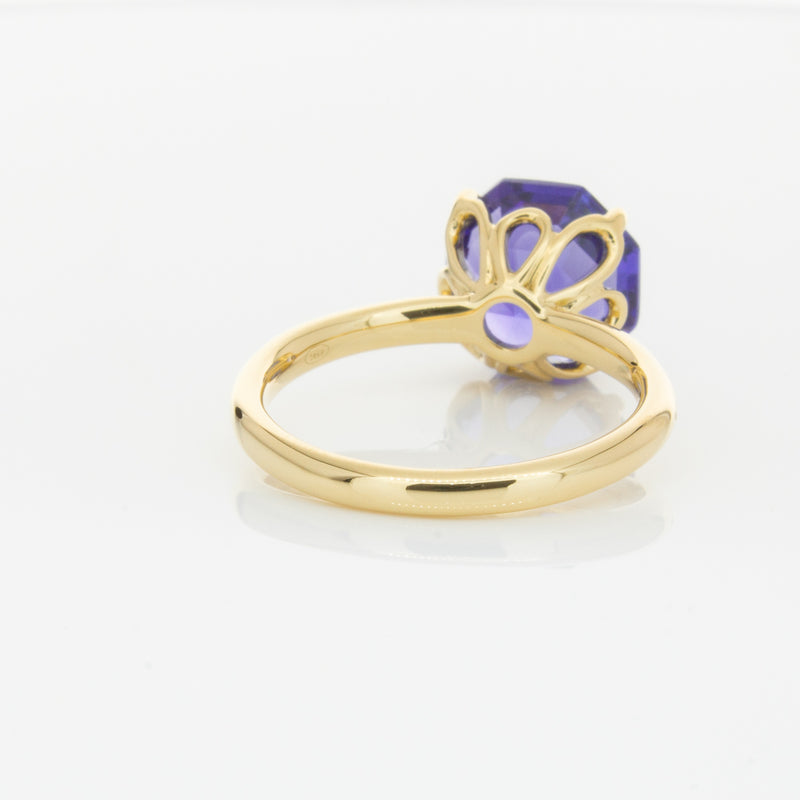 18ct Yellow Gold Tanzanite Octavia Ring-Ring-Walker & Hall