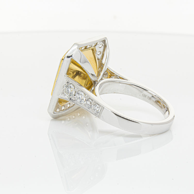 18ct White Gold Tanzanite & Diamond Ring-Ring-Walker & Hall