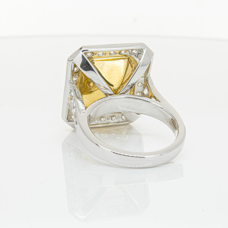 18ct White Gold Tanzanite & Diamond Ring-Ring-Walker & Hall