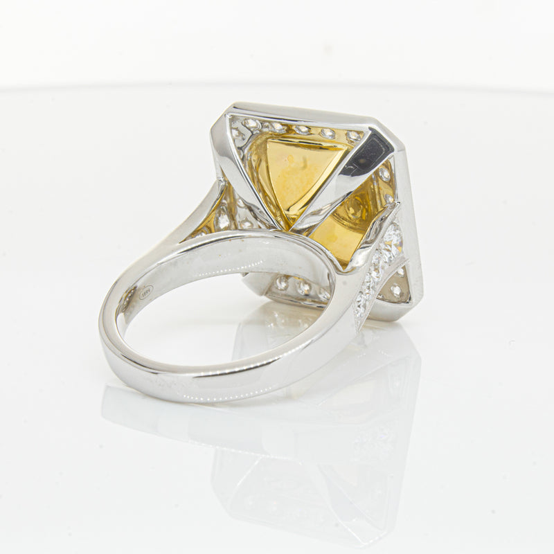 18ct White Gold Tanzanite & Diamond Ring-Ring-Walker & Hall