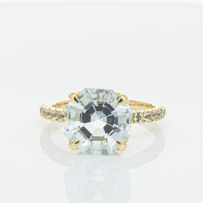 18ct Yellow Gold Aquamarine Octavus Ring-Ring-Walker & Hall