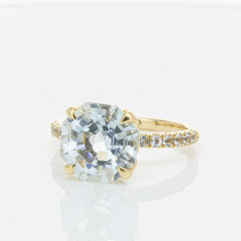 18ct Yellow Gold Aquamarine Octavus Ring-Ring-Walker & Hall