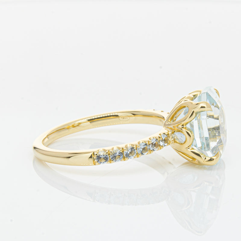 18ct Yellow Gold Aquamarine Octavus Ring-Ring-Walker & Hall