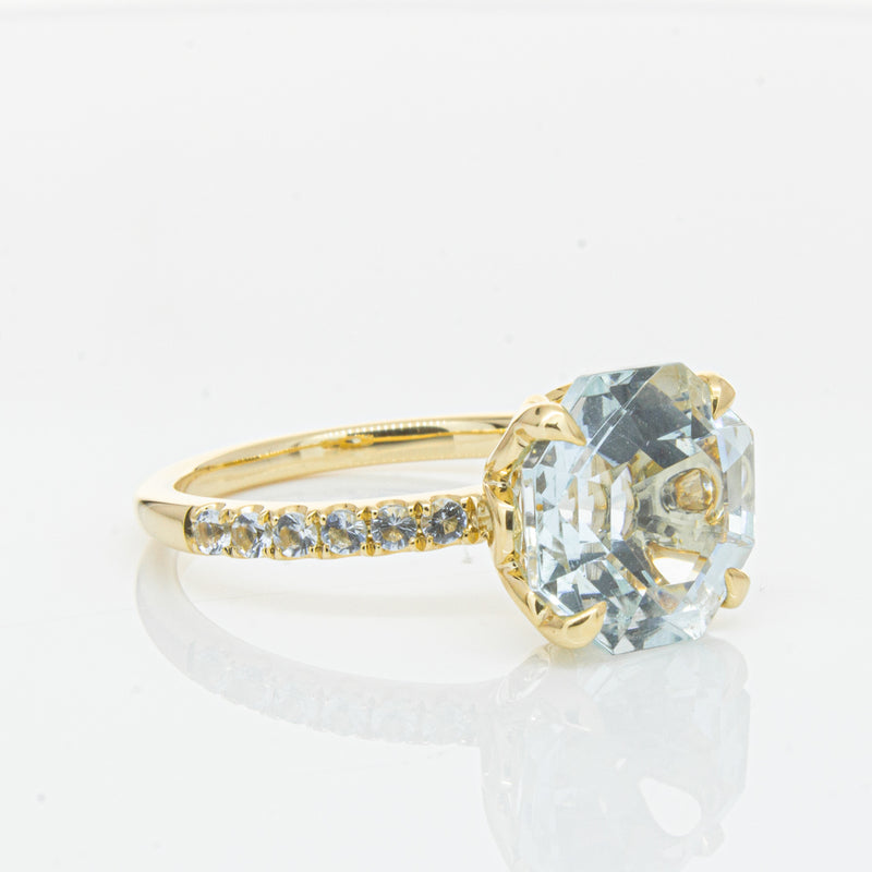 18ct Yellow Gold Aquamarine Octavus Ring-Ring-Walker & Hall