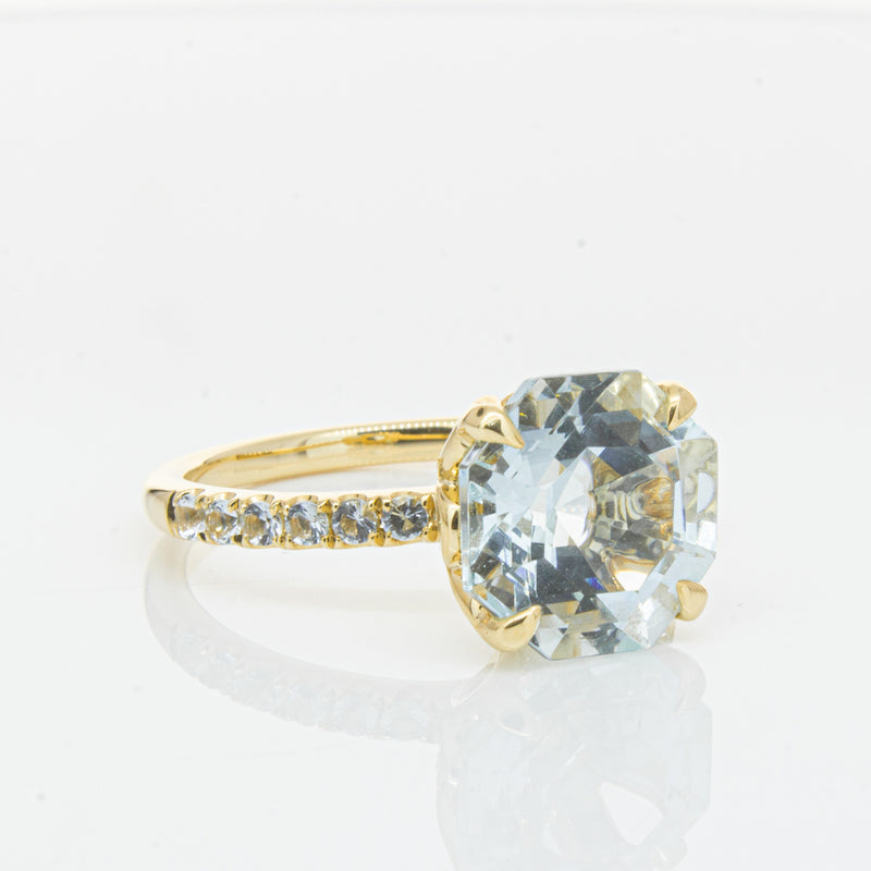 18ct Yellow Gold Aquamarine Octavus Ring-Ring-Walker & Hall