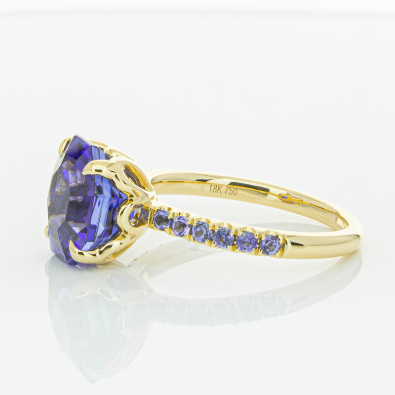 18ct Yellow Gold Tanzanite Octavus Ring-Ring-Walker & Hall