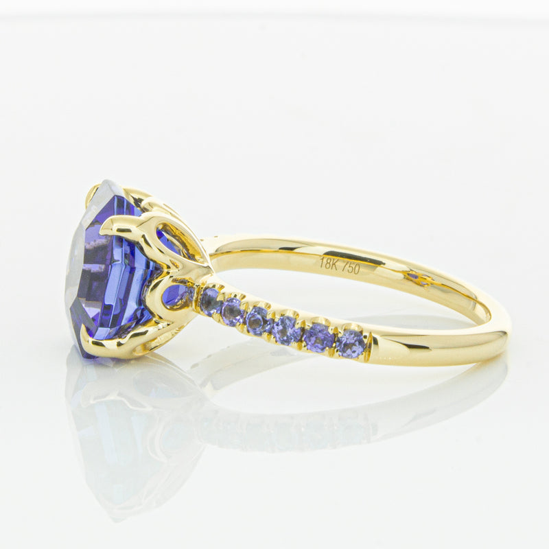 18ct Yellow Gold Tanzanite Octavus Ring-Ring-Walker & Hall