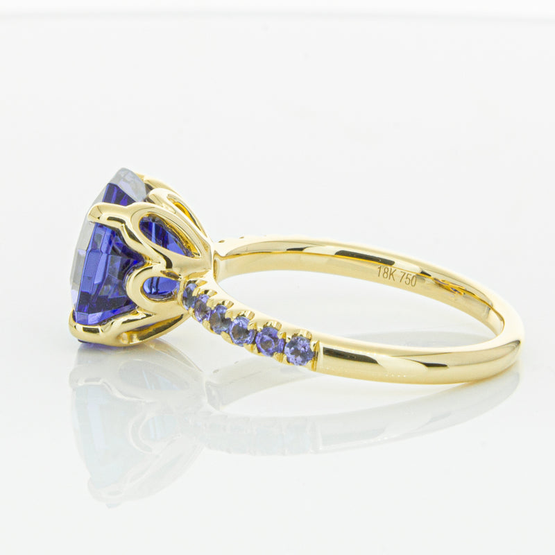 18ct Yellow Gold Tanzanite Octavus Ring-Ring-Walker & Hall