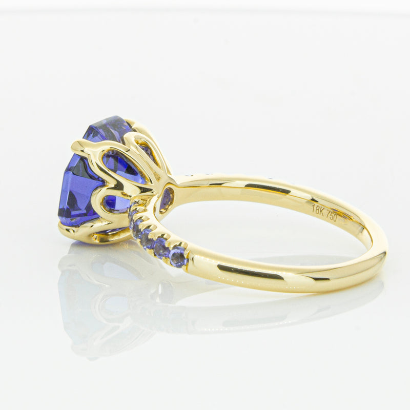 18ct Yellow Gold Tanzanite Octavus Ring-Ring-Walker & Hall