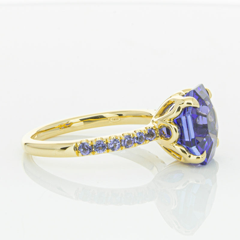 18ct Yellow Gold Tanzanite Octavus Ring-Ring-Walker & Hall