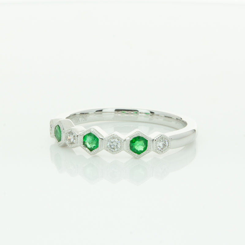 18ct White Gold Emerald & Diamond Deco Band-Ring-Walker & Hall