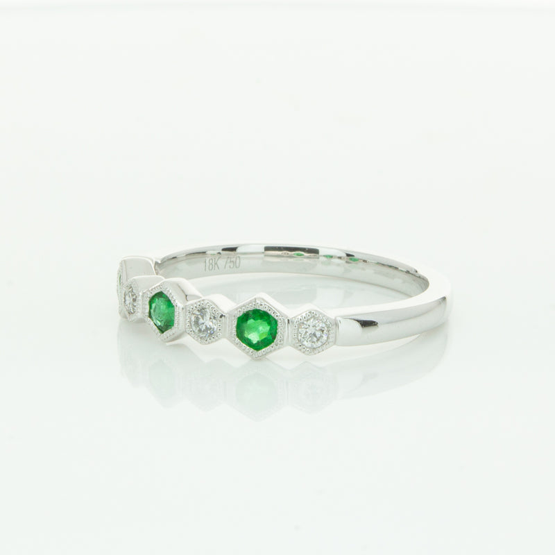 18ct White Gold Emerald & Diamond Deco Band-Ring-Walker & Hall