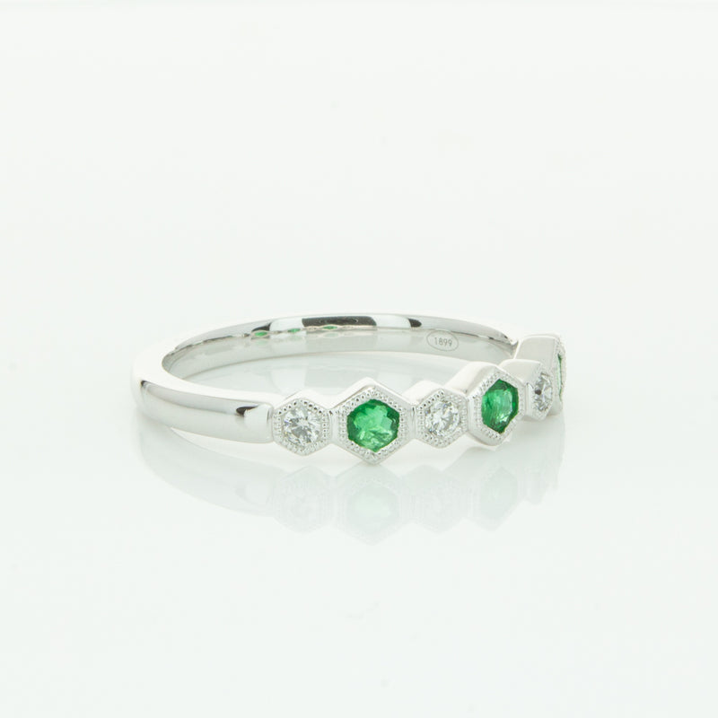 18ct White Gold Emerald & Diamond Deco Band-Ring-Walker & Hall