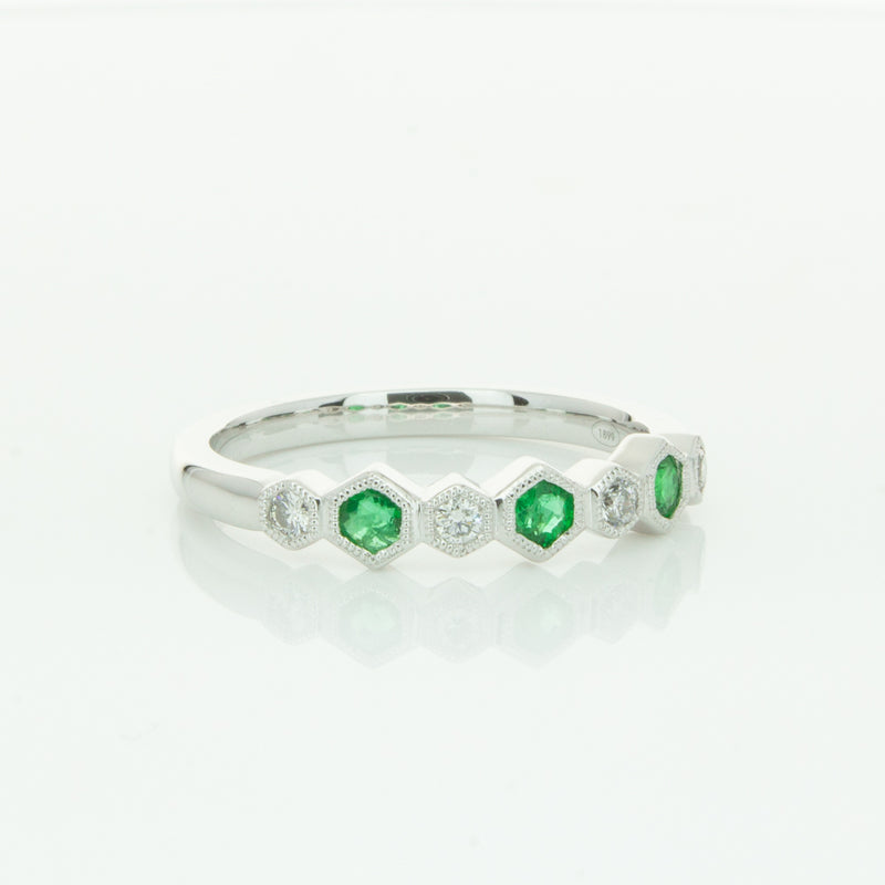 18ct White Gold Emerald & Diamond Deco Band-Ring-Walker & Hall