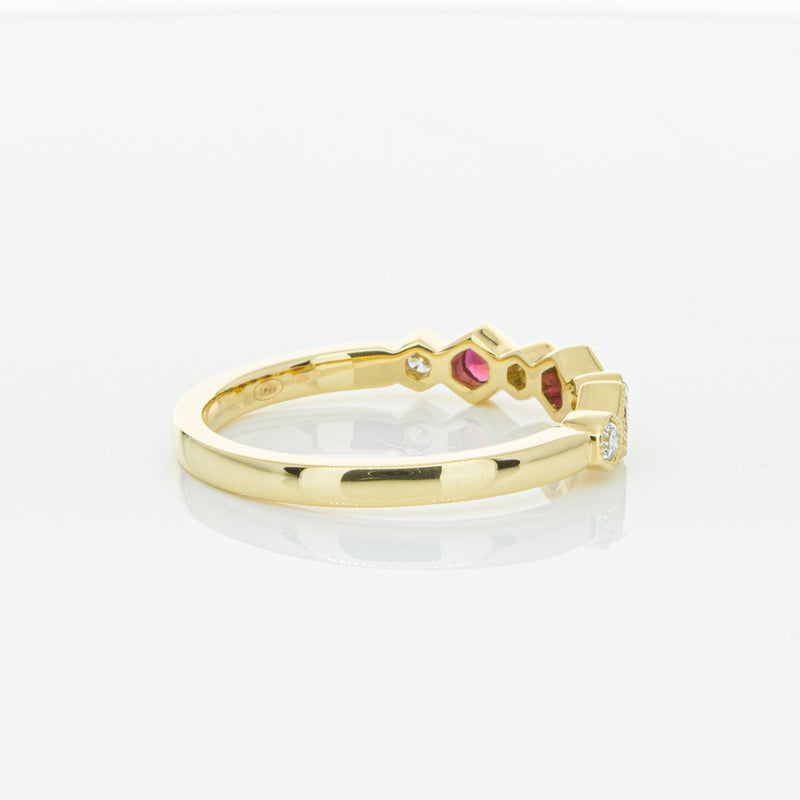 18ct Yellow Gold Ruby & Diamond Deco Band-Ring-Walker & Hall