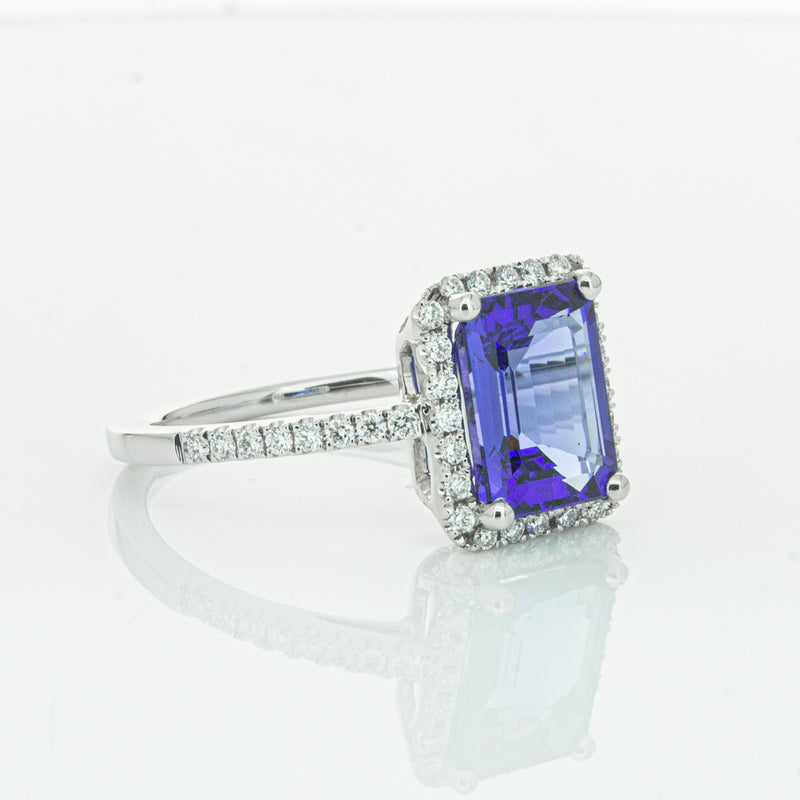 18ct White Gold Tanzanite & Diamond Ring-Ring-Walker & Hall