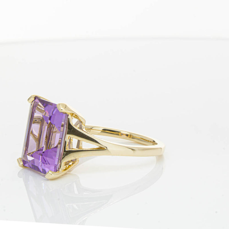 14ct Yellow Gold Amethyst Juliet Ring-Ring-Walker & Hall