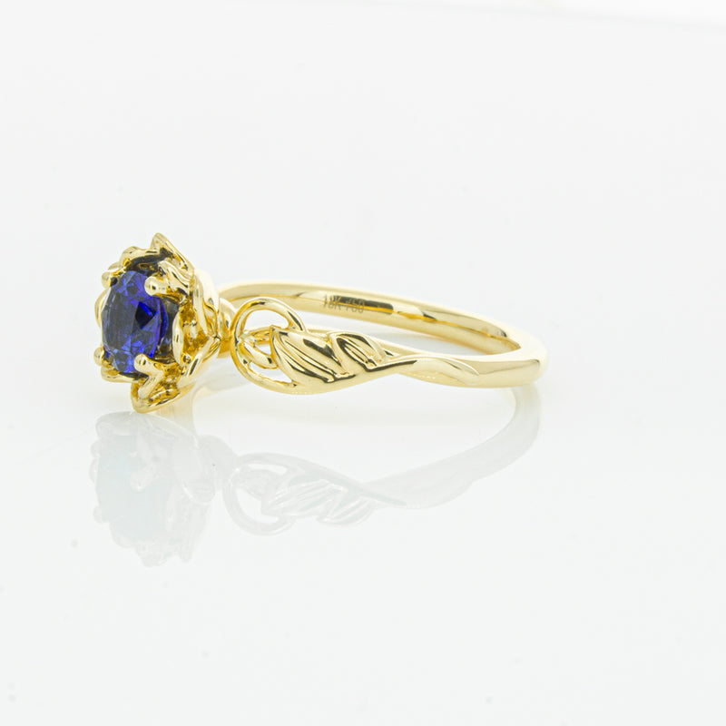 18ct Yellow Gold Sapphire Ring-Ring-Walker & Hall