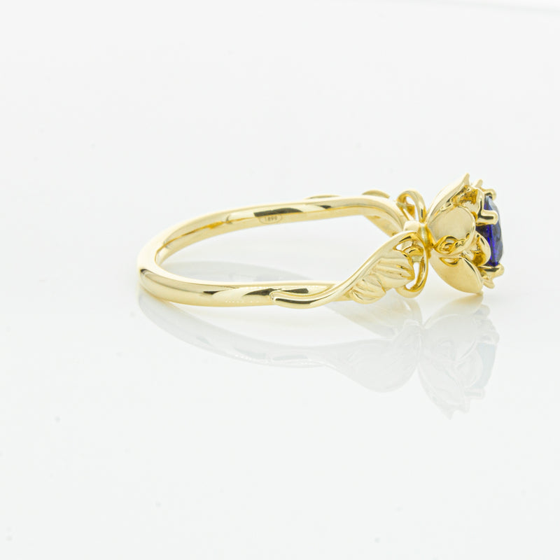 18ct Yellow Gold Sapphire Ring-Ring-Walker & Hall