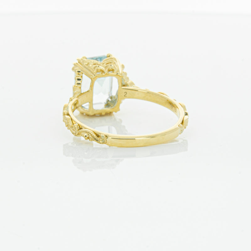 18ct Yellow Gold Aquamarine & Diamond Romanov Ring-Ring-Walker & Hall