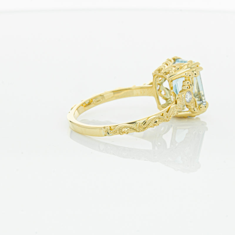 18ct Yellow Gold Aquamarine & Diamond Romanov Ring-Ring-Walker & Hall