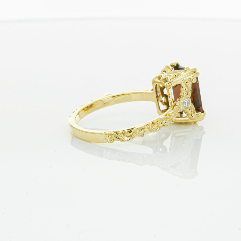 18ct Yellow Gold Garnet & Diamond Romanov Ring-Ring-Walker & Hall