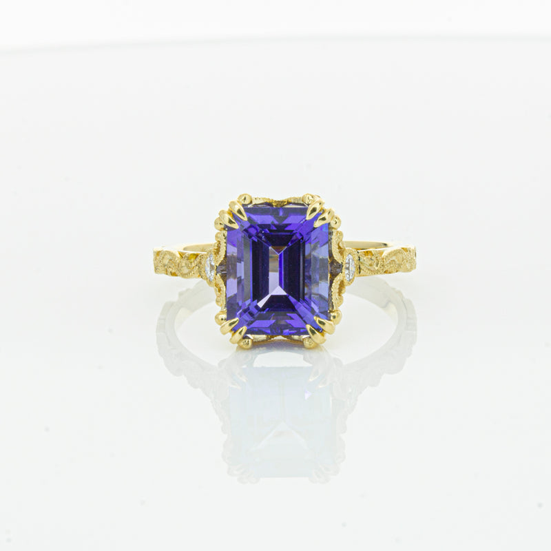 18ct Yellow Gold Tanzanite & Diamond Romanov Ring-Ring-Walker & Hall