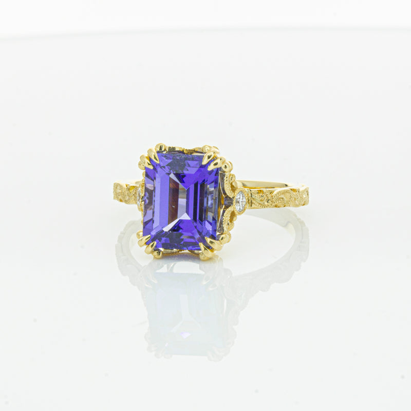 18ct Yellow Gold Tanzanite & Diamond Romanov Ring-Ring-Walker & Hall
